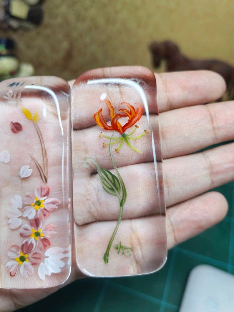 Chopstick Rest (Category: Other Kitchenware & Tableware) located in Cebu City. Submitted by dudes_villanueva (Listing ID 1470247597, Image 2). Description: Set of 3 Clear Acrylic / Resin Chopstick Rests (Hashioki) Excellent condition.