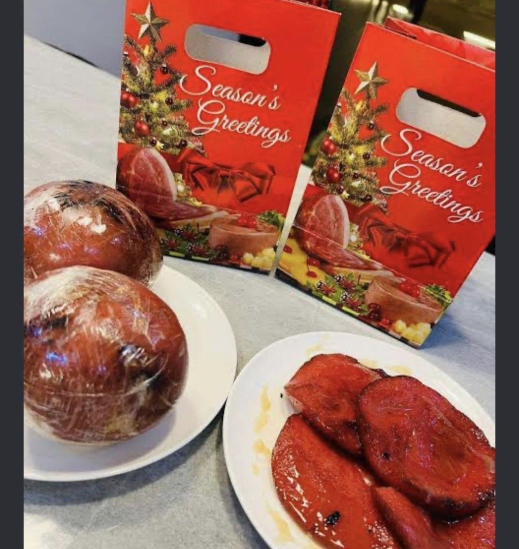 Christmas Ball Ham (Category: Local Eats) located in Manila. Submitted by tiffonlineshop09 (Listing ID 1470323333, Image 2). Description: Christmas is approaching🎄 Christmas Ball Ham for sale - 1kg each pc. Perfect for corporate giveaways, employee pasalubongs, and everything in between Get while stocks last, just message.