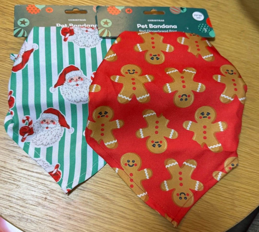 Christmas Pet Bandana (Category: Homes & Other Pet Accessories) located in Manila. Submitted by ormelynmal86309 (Listing ID 1470346777, Image 1). Description: Christmas Pet Bandana 😍Php 100 each😍.
