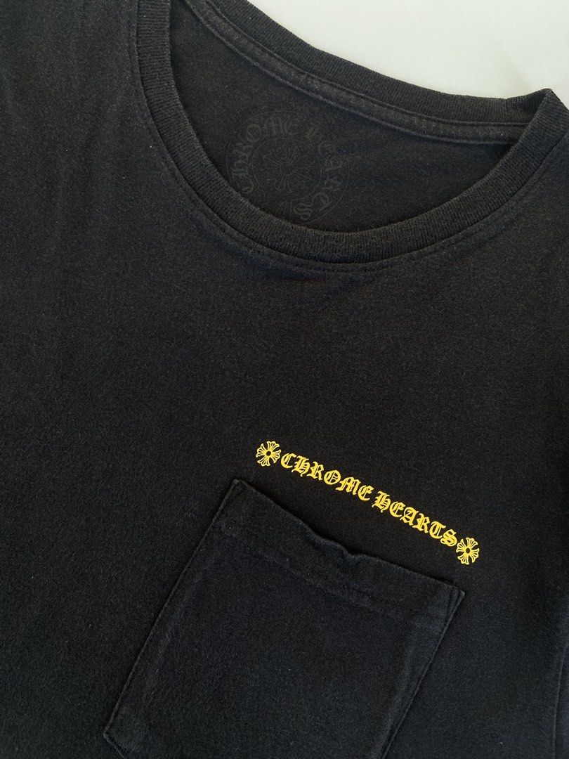 Chrome Hearts Gold Scroll Pocket T-Shirt Black Size L (Category: Tshirts & Polo Shirts ) located in General Santos City (Dadiangas). Submitted by zann_zee (Listing ID 1470256830, Image 3). Description: - Brand: Chrome Hearts Size - Large Width - 21 Length - 29 Issue:None Condition:Goods Color rate: 8.5/10.