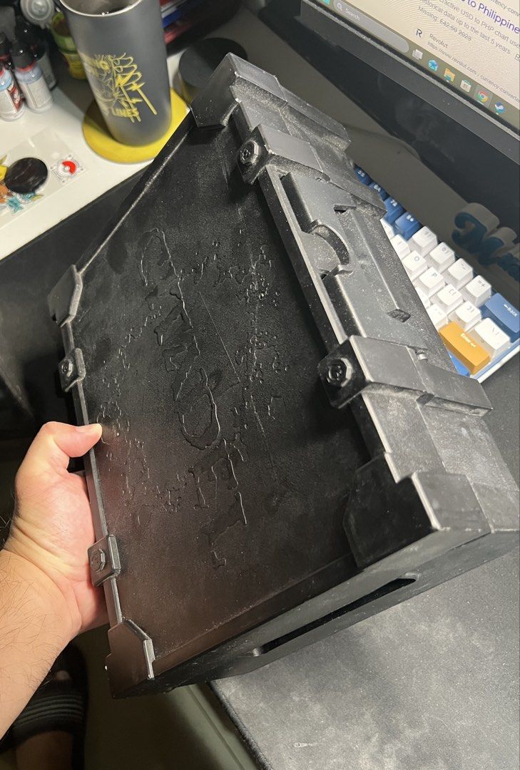 Citadel Hobby Paint Case (Category: Craft Supplies & Tools) located in Imus. Submitted by uncertainty (Listing ID 1470330306, Image 2). Description: - Genuine Citadel hobby paint case, ideal for Warhammer and miniature painters - Durable hard black plastic exterior with molded logo and reinforced corners for maximum protection - Secure honeycomb storage racks designed to hold standard paint pots snugly - Convenient organizer trays that lift out e