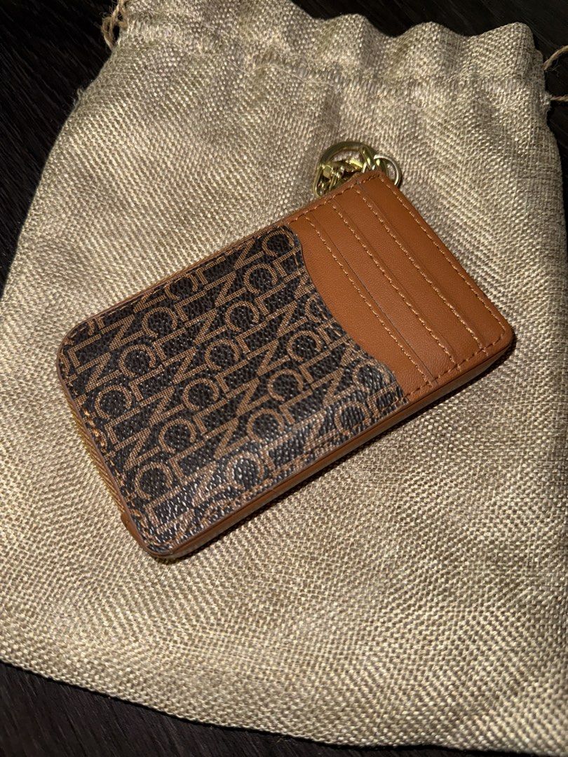 CLN wallet (Category: Luxury Bags & Wallets) located in Caloocan City. Submitted by tootsief (Listing ID 1470286545, Image 2). Description: wallet or card holder.