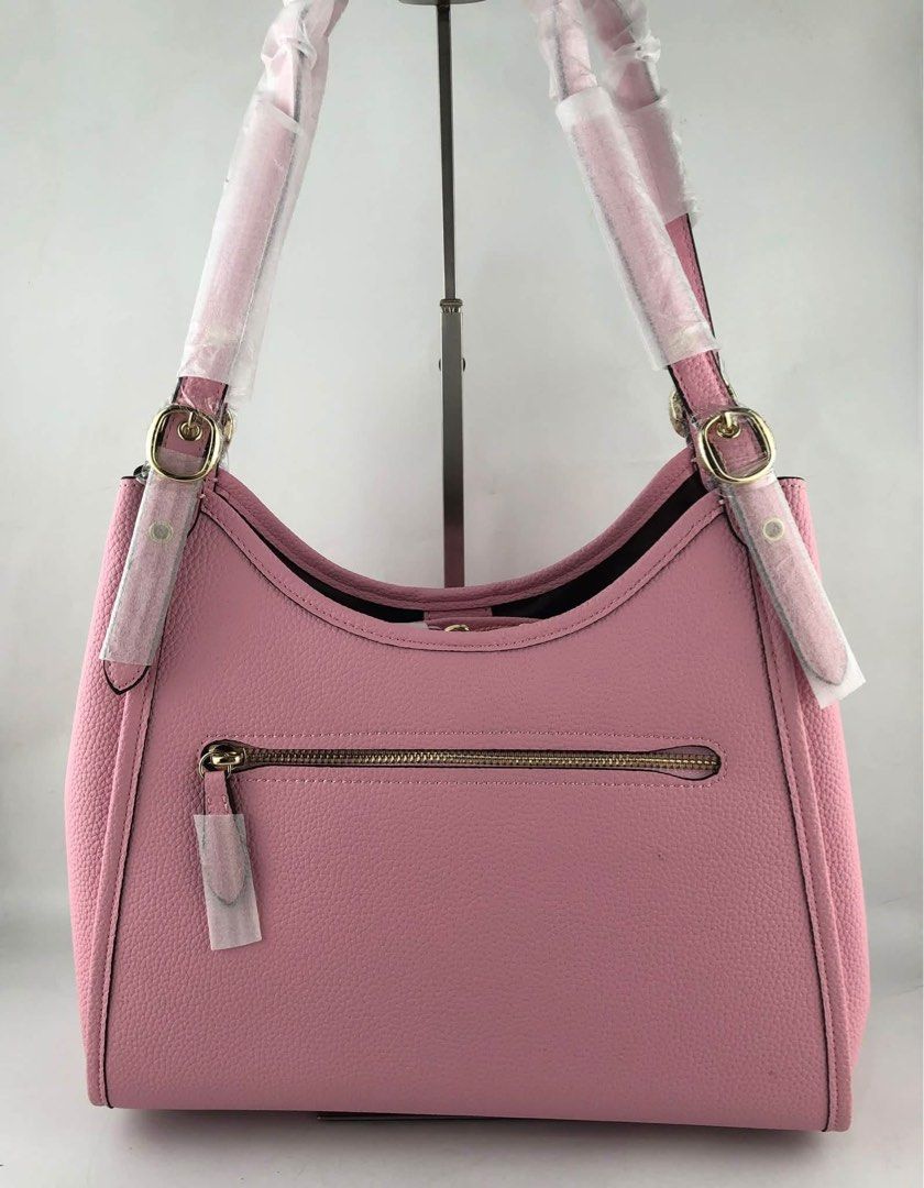 Coach Erin Shoulder Bag (Category: Shoulder Bags) located in Binan City. Submitted by pinkykeenshop (Listing ID 1470346860, Image 3). Description: .