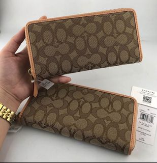 (Category: ) located in . Submitted by pinkykeenshop (Listing ID 1470346602, Image 1). Description: .