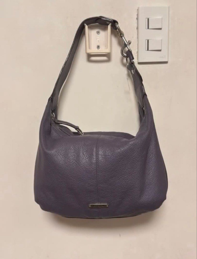 Coach Leather Shoulder Bag Grey (Category: Luxury Bags & Wallets) located in Makati City. Submitted by cars_online (Listing ID 1470170443, Image 2). Description: authentic coach kili bag no tears no rubs in excellent condition no flaws .