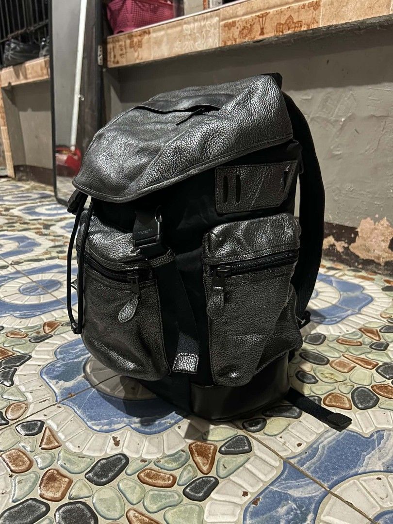 Coach Metallic Pebble Leather Backpack (Category: Backpacks) located in Balamban. Submitted by jah.mnky (Listing ID 1470164170, Image 3). Description: Coach Metallic Pebble Leather Backpack Good As New Condition No Issue 10/10 Color Rate Overall Condition 10/10.