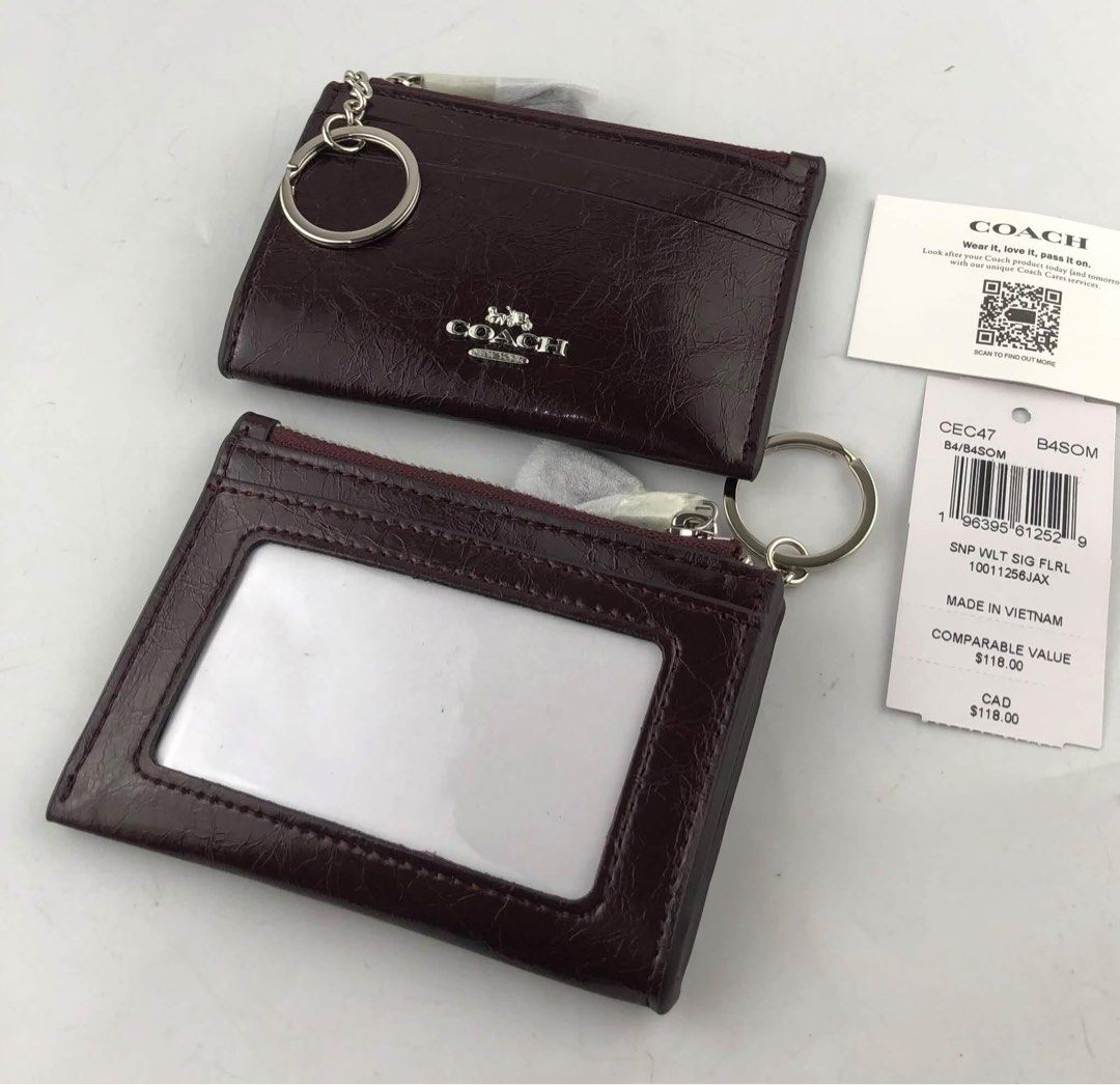 Coach Mini Skinny ID Case (Category: Wallets & Card holders) located in Binan City. Submitted by pinkykeenshop (Listing ID 1470346754, Image 2). Description: .