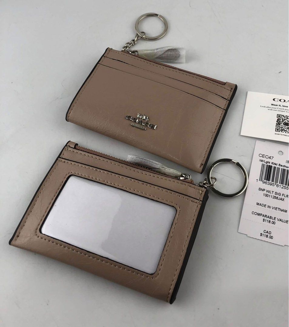 Coach Mini Skinny ID Case (Category: Wallets & Card holders) located in Binan City. Submitted by pinkykeenshop (Listing ID 1470346780, Image 2). Description: .