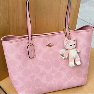 (Category: ) located in . Submitted by bagsparadise. (Listing ID 1470330778, Image 1). Description: .