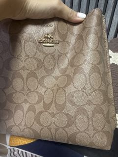 (Category: ) located in . Submitted by eyprilalba81287 (Listing ID 1470172389, Image 1). Description: .