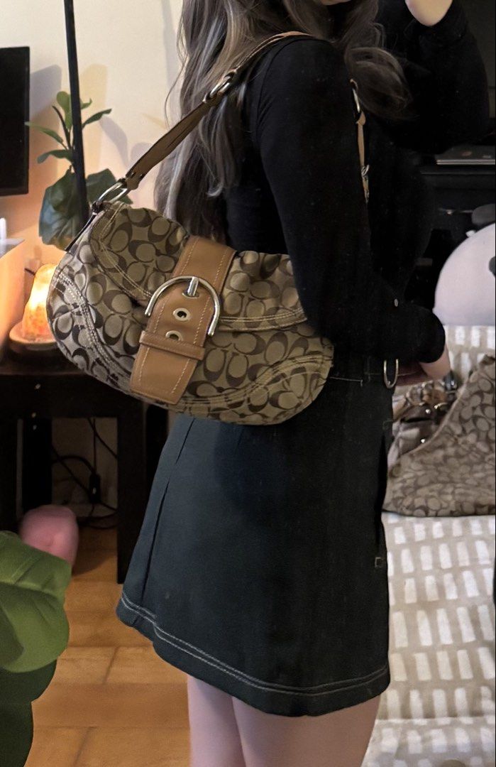 Coach soho vintage bag (Category: Shoulder Bags) located in Binangonan. Submitted by bagsistersph (Listing ID 1470286782, Image 2). Description: .