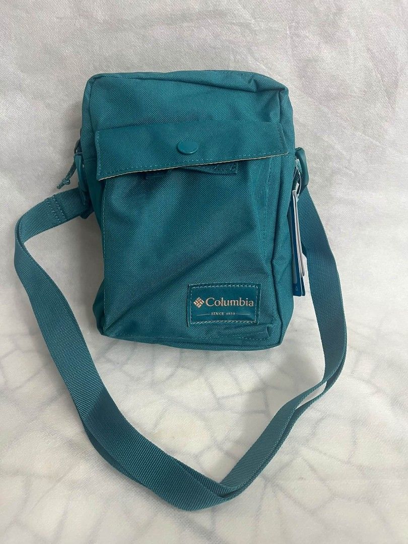 Columbia and Timberland Bags (Category: Sling Bags) located in General Mariano Alvarez. Submitted by iamnotjen (Listing ID 1470148073, Image 2). Description: All Brand New and Authentic from UAE 1450 each plus sf.