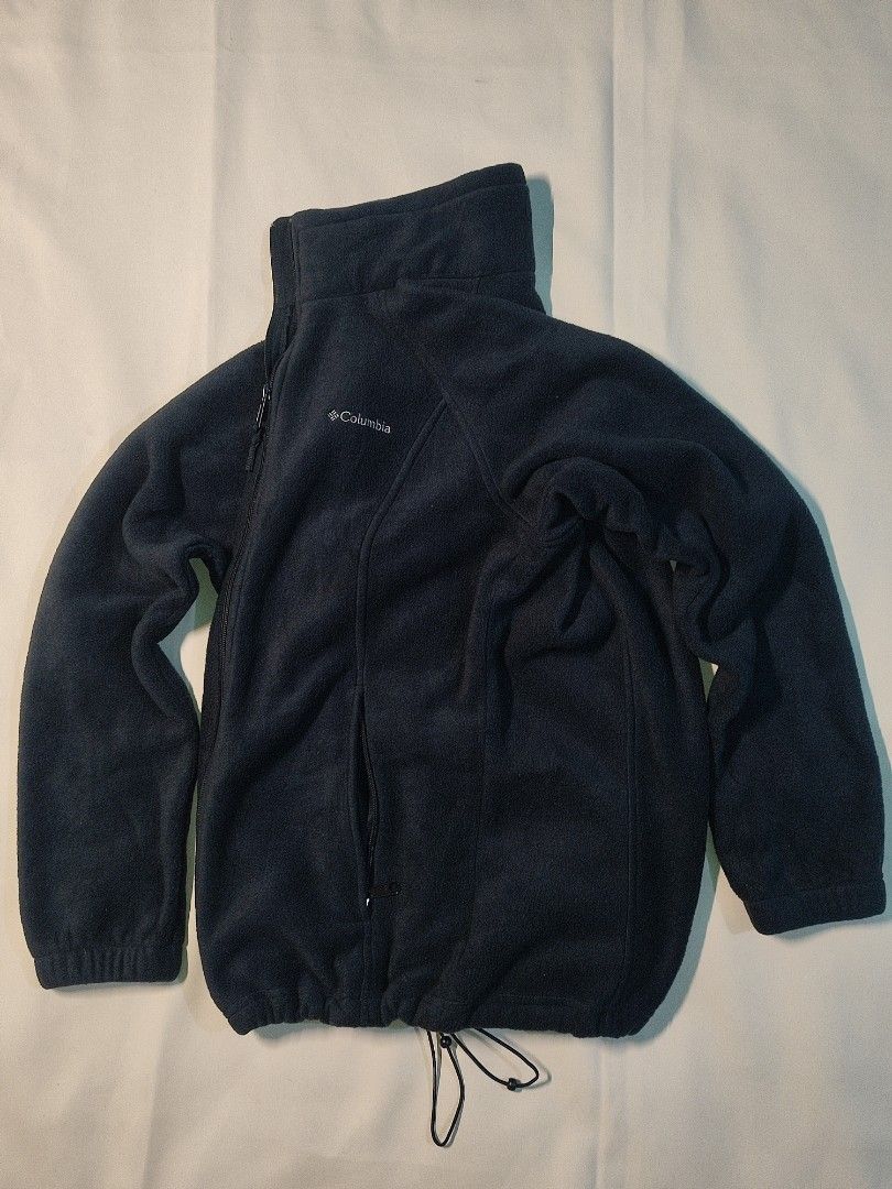 COLUMBIA FULLZIP FLEECE JACKET MEN (Category: Coats, Jackets and Outerwear) located in Tarlac. Submitted by joel_dat_kom_187 (Listing ID 1470305140, Image 1). Description: COLUMBIA FULLZIP FLEECE JACKET MEN EXCELLENT USED CONDITION 20.5w x 25L ( MEDIUM ) 9.8/10 COLORATE 9.8/10 CONDITION NO ISSUE ❌.