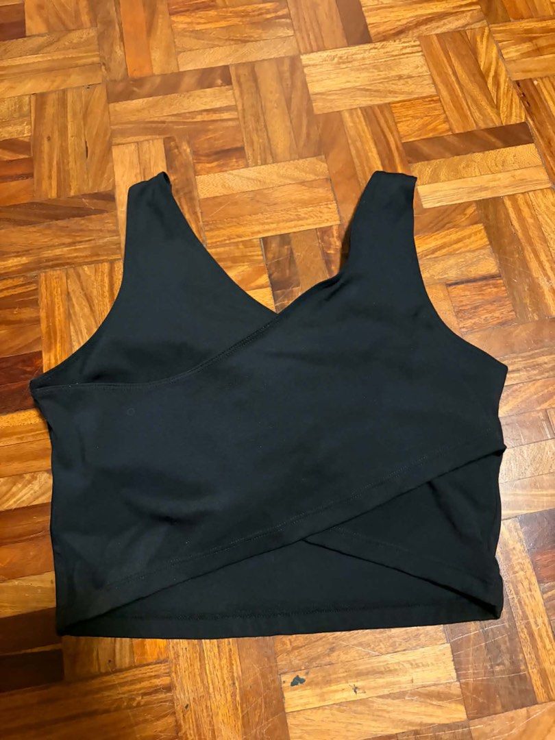 Common Mode Escape Bra Tank (Category: Activewear) located in Rizal. Submitted by mikaria715 (Listing ID 1470307952, Image 2). Description: .