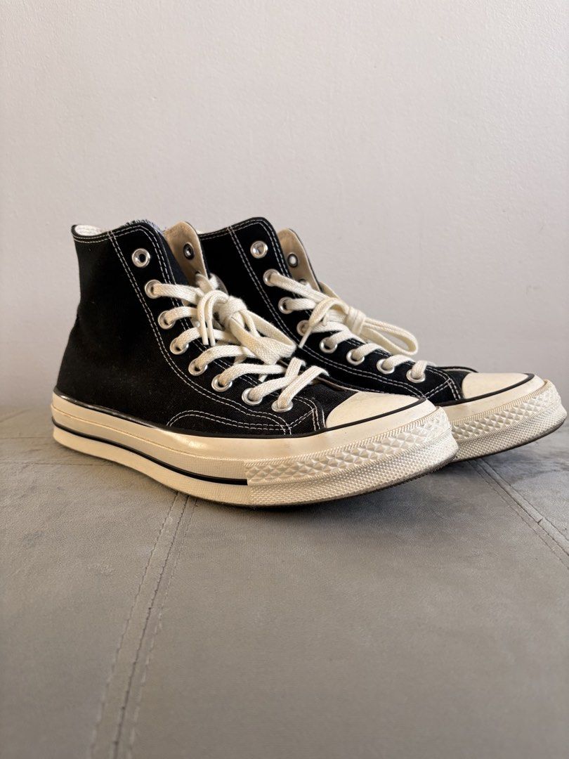 Converse Chuck 70 High Top Black (Category: Sneakers) located in Manila. Submitted by carlo.castronuevo (Listing ID 1470161087, Image 2). Description: Selling my Converse Chucks Size 7.5 Men Used for less than 5x only No box but can provide drawstring bag Bought at Official Converse orange app store (can provide screenshot of purchase) Condition: 8.5 to 9 / 10 Loc: Bacoor Cavite Grab / Lalamove / Meetup near Bacoor.
