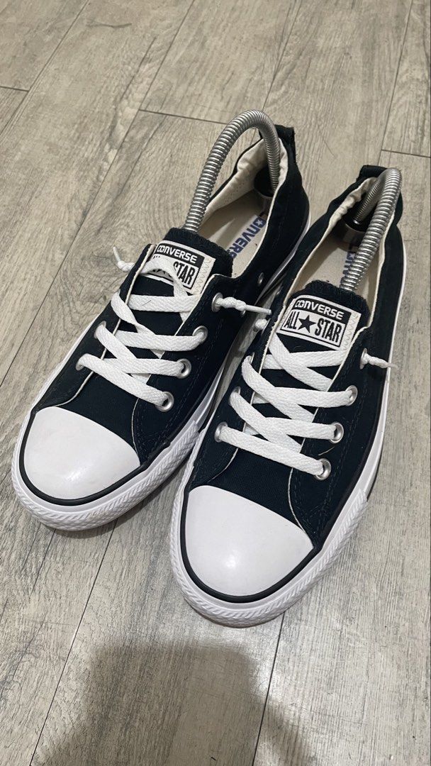 Converse chuck taylor shoreline slip ons (Category: Sneakers) located in Las Pinas. Submitted by tinngonzaga (Listing ID 1470192279, Image 1). Description: No box Original converse Size 9.5 US/7.5 UK No heel drags Like new Used once.
