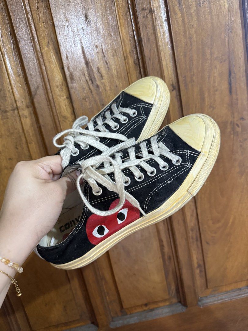 Converse x Comme des Garçons (CDG) PLAY Chuck 70 OX (Category: Sneakers) located in Imus. Submitted by mysticstar_f121de (Listing ID 1470158757, Image 1). Description: US mens 7.