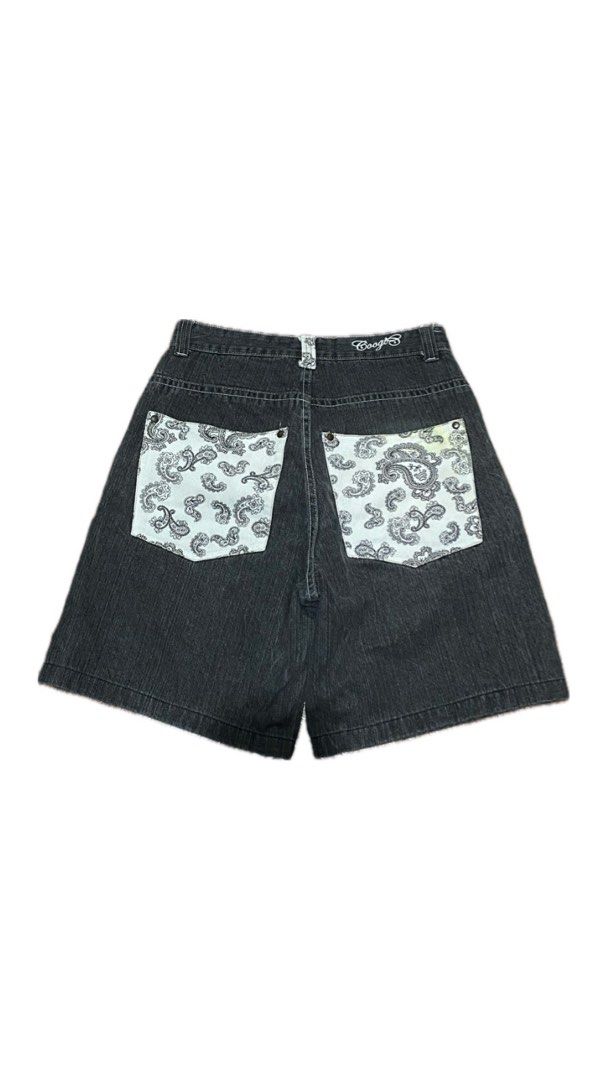 Coogi Jorts (For Sale) (Category: Shorts) located in Manila. Submitted by katangiii (Listing ID 1470309461, Image 2). Description: coogi jorts price: ₱700.