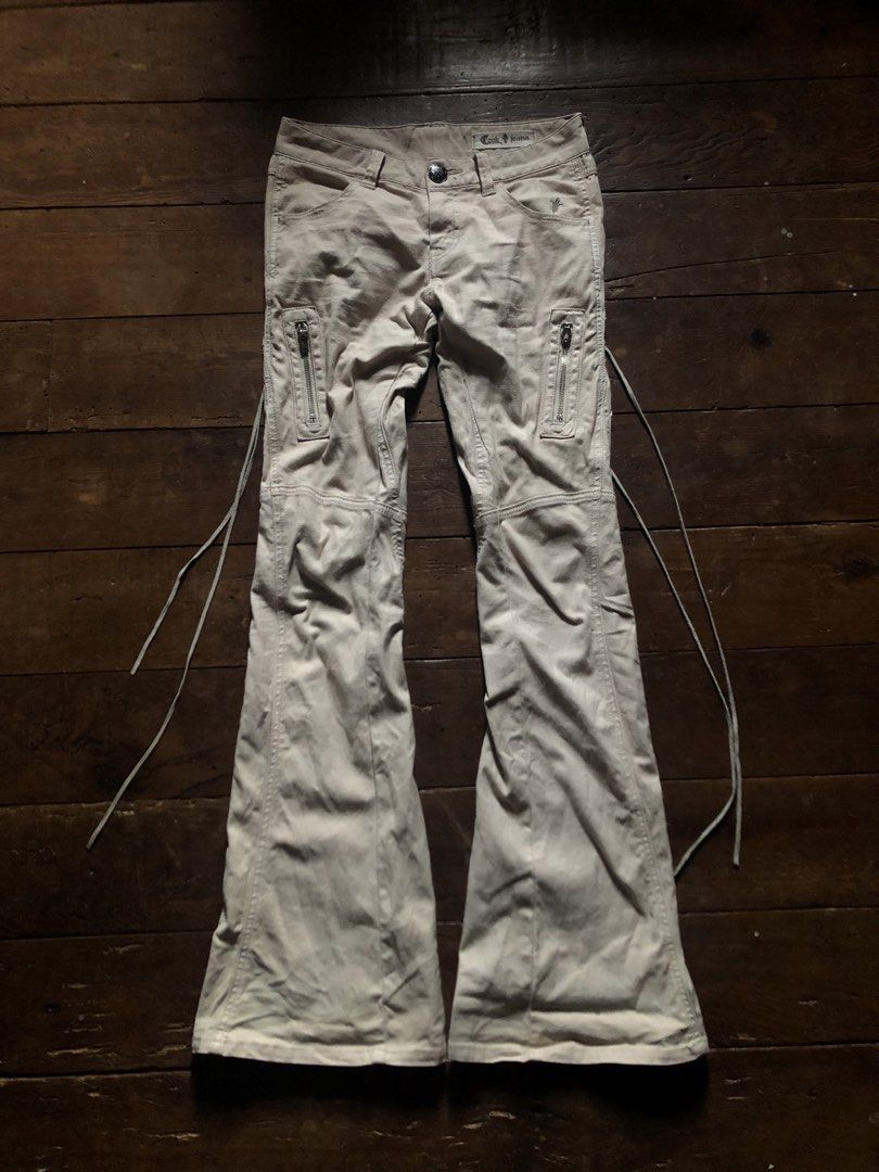 Cook Jeans Lace Up (Category: Jeans) located in Baguio. Submitted by smellslikeass (Listing ID 1470262856, Image 3). Description: 29x42 Personal Favorite pair of jeans Beautiful fit and silhouette .