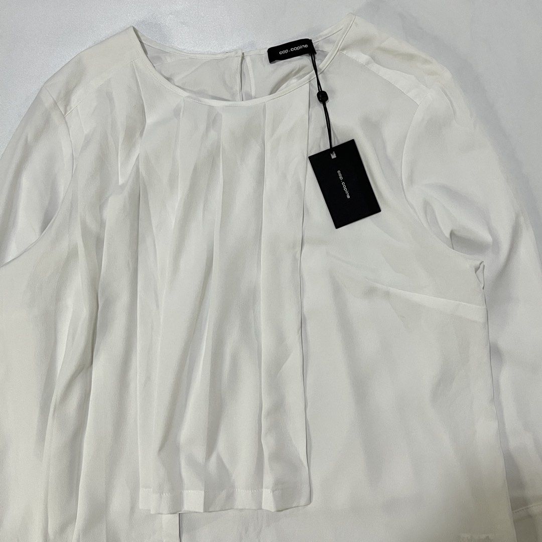 COP COPINE PLEATED TOP (Category: Luxury Apparel) located in Bacolod City. Submitted by the.finest (Listing ID 1470335823, Image 3). Description: Cop Copine Pleated Top Tag Size: 42 Width: 21 Length: 25 Condition: 9/10 1,800+shipping fee.