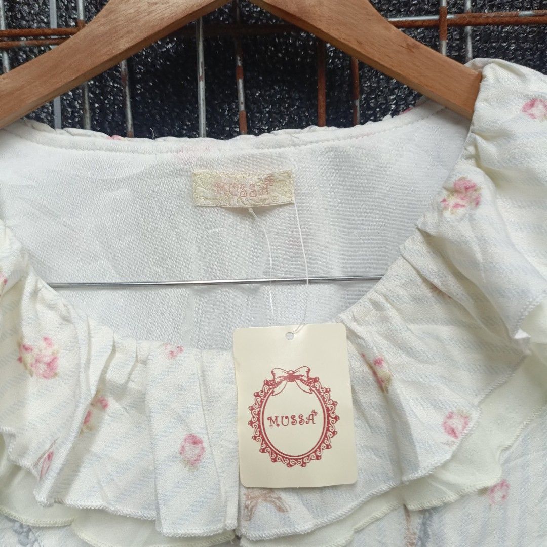 COQUETTE MUSSA BRAND-NEW (Category: Dresses) located in Cotabato. Submitted by pure.moenlimba12 (Listing ID 1470198777, Image 2). Description: NO ISSUE BRAND-NEW COMPLETE TAGS NEED WASH SIZE SMALL TO MEDIUM.