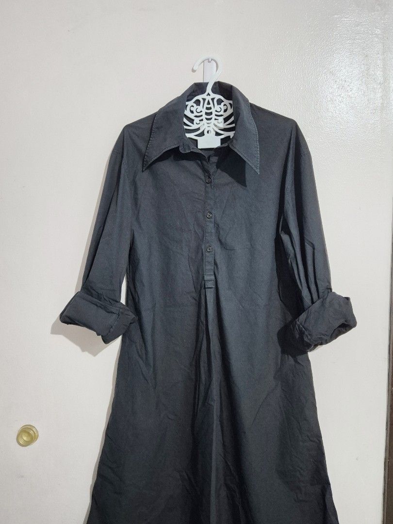 COS Midi Dress (Category: Dresses) located in Pasig City. Submitted by rialuna_fire (Listing ID 1470234126, Image 2). Description: .