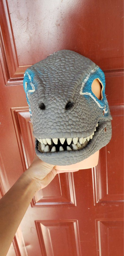 COSTUME DINO MASK (Category: Everything Else Others) located in Manila. Submitted by muimee30 (Listing ID 1470232538, Image 2). Description: .