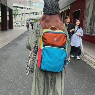 （分類：）位於 。 由 natishafeil 提交（商品編號 1470252369，圖片 1）。簡介： 。