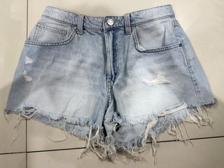 (Category: ) located in . Submitted by buymiclothes.47 (Listing ID 1470334842, Image 1). Description: .
