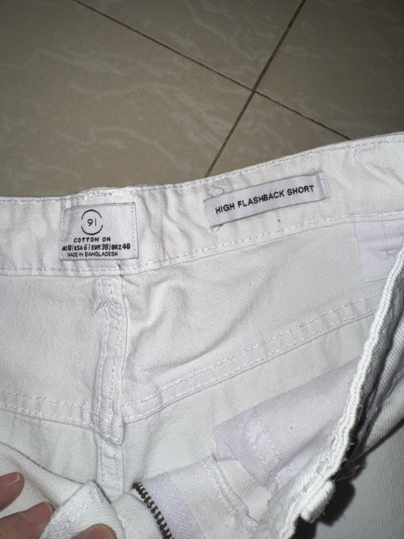 Cotton on shorts (Category: Shorts) located in Davao. Submitted by twogirlsapparel (Listing ID 1470251272, Image 2). Description: .