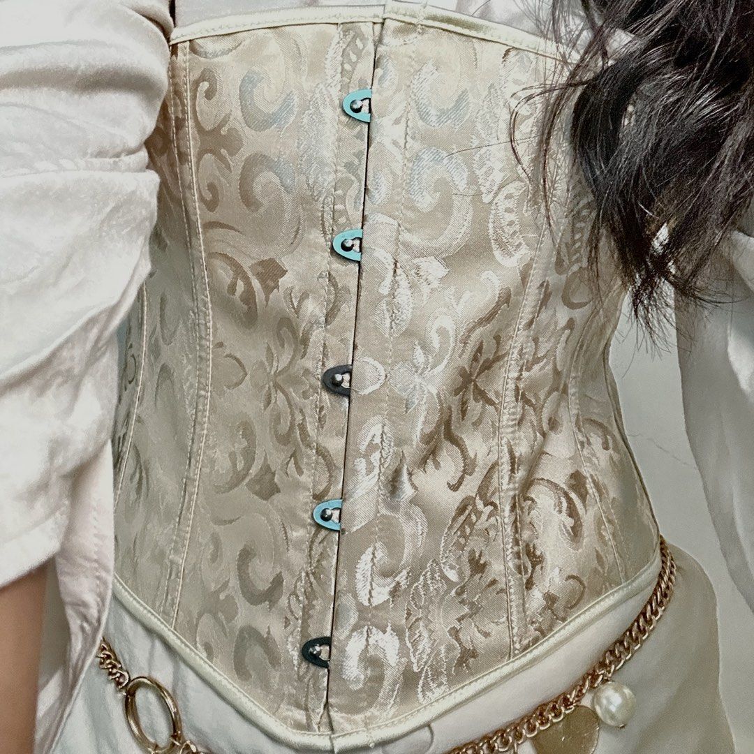 Cream Colored Corset (Category: Others Tops) located in Abucay. Submitted by moonfirely (Listing ID 1470228901, Image 3). Description: shipping through J&T .