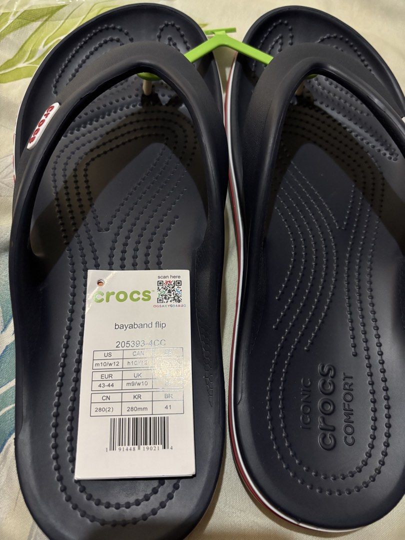 Crocs bayaband flip (Category: Slippers & Slides) located in Manila. Submitted by jayjaygoodies (Listing ID 1470168662, Image 2). Description: Crocs bayaband flip in Navy Blue, size M10W12. Brand new. Never used, worn once only for fitting. Given as gift, too big for my size. .