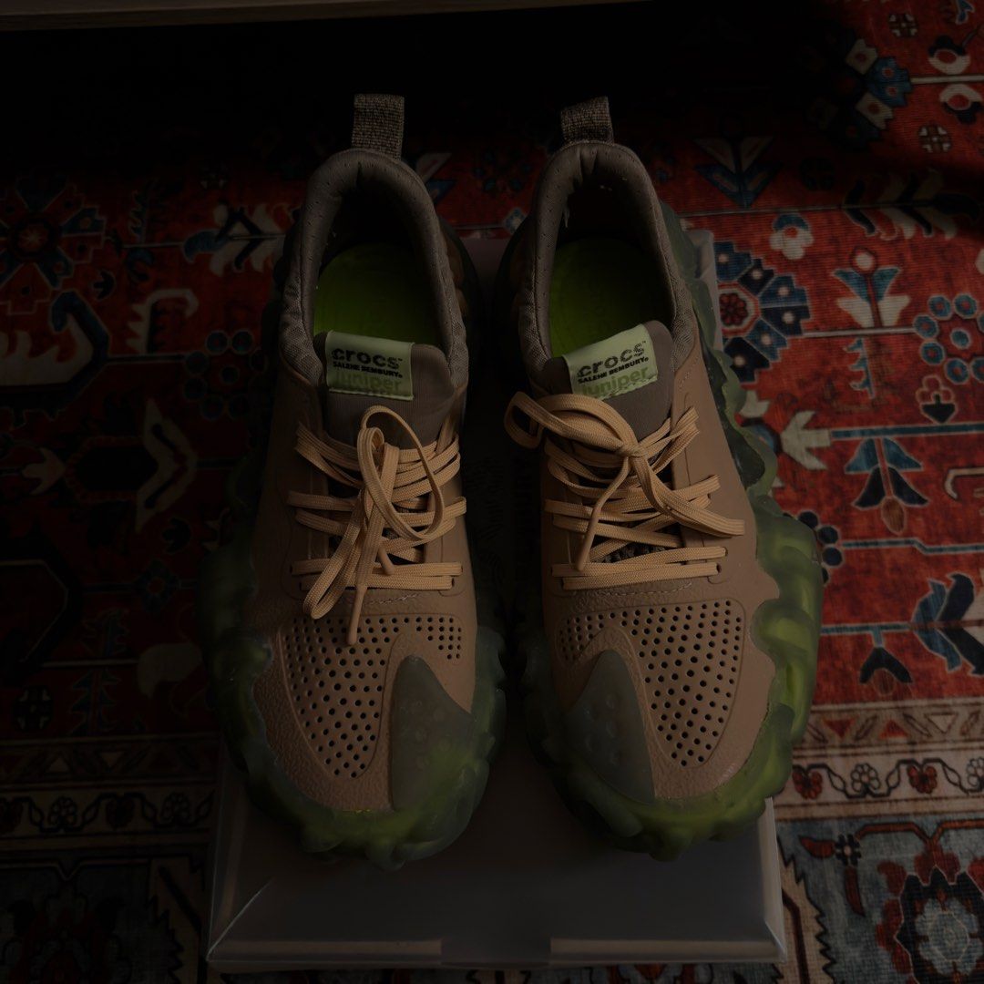 Crocs x Salehe Bembury Juniper “Guava” (Category: Dress Shoes) located in Manila. Submitted by localstreetwear (Listing ID 1470344279, Image 2). Description: Crocs Juniper in Guava Size 9US Used with Box 4500 Antipolo City.