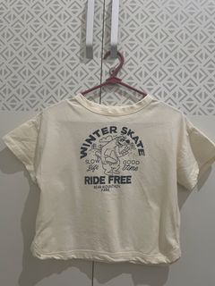 (Kategori: ) berada di . Dikirim oleh true_aeclothing (ID iklan 1470172401, Gambar 1). Deskripsi: .