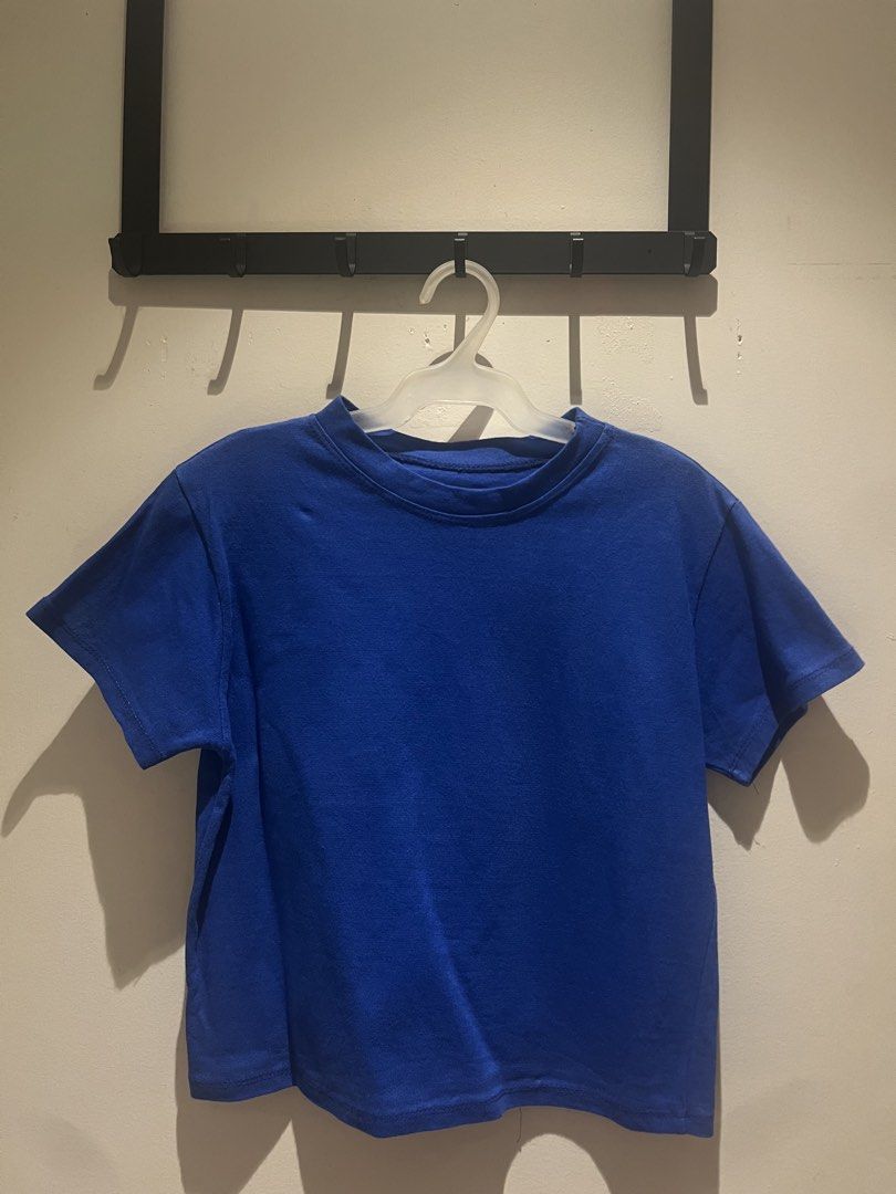 Crop Top Shirts Bundle (Category: Shirts) located in Malabon City. Submitted by chrsgns (Listing ID 1470222811, Image 2). Description: - bundle of 3 solid color crop tops: dark green, royal blue, and cream - sizing: first standard small to medium rush selling!! - can ship via sdd thru grab/lalamove (metro manila area only) - mop: gcash or bdo - price is still nego if kukunin agad or getting 2 or more items - pm for inquiries .