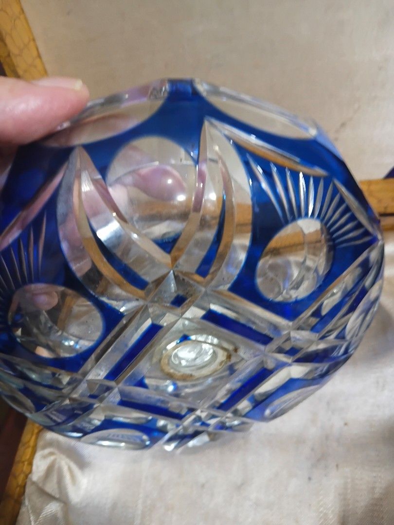 Crystal blue ashtray (Category: Vintage Collectibles) located in Paranaque City. Submitted by 4thestate.surplusan (Listing ID 1470142092, Image 2). Description: clear blue vintage ashtray..