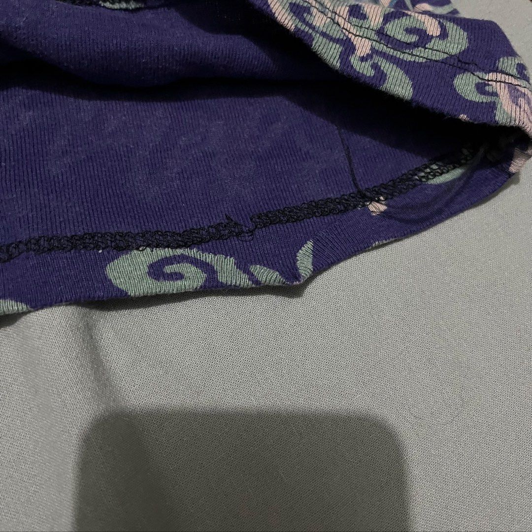 Custo Barcelona (Category: Blouses) located in Pasig City. Submitted by xoxoyours (Listing ID 1470286680, Image 3). Description: check the last photo.