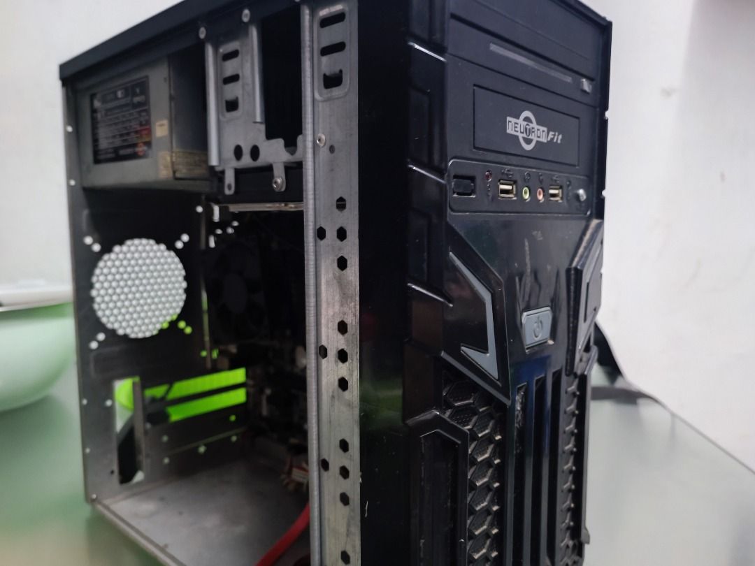 Intel 4th Gen System Unit (Category: Desktops) located in Manila. Submitted by kurohanajih (Listing ID 1470227801, Image 3). Description: PAKIBASA, NANDITO NA LAHAT. AUTO IGNORE SA HINDI MARUNONG MAG BASA. ------------------------------------------- Price is 2,800. Price is fixed. No refund. Matagal na po nakatambak. Pabenta lang kaya ayaw ma hassle kasi no profit for me. ------------------------------------------- Specs: i5-4670 Gigabyte GA-H81M