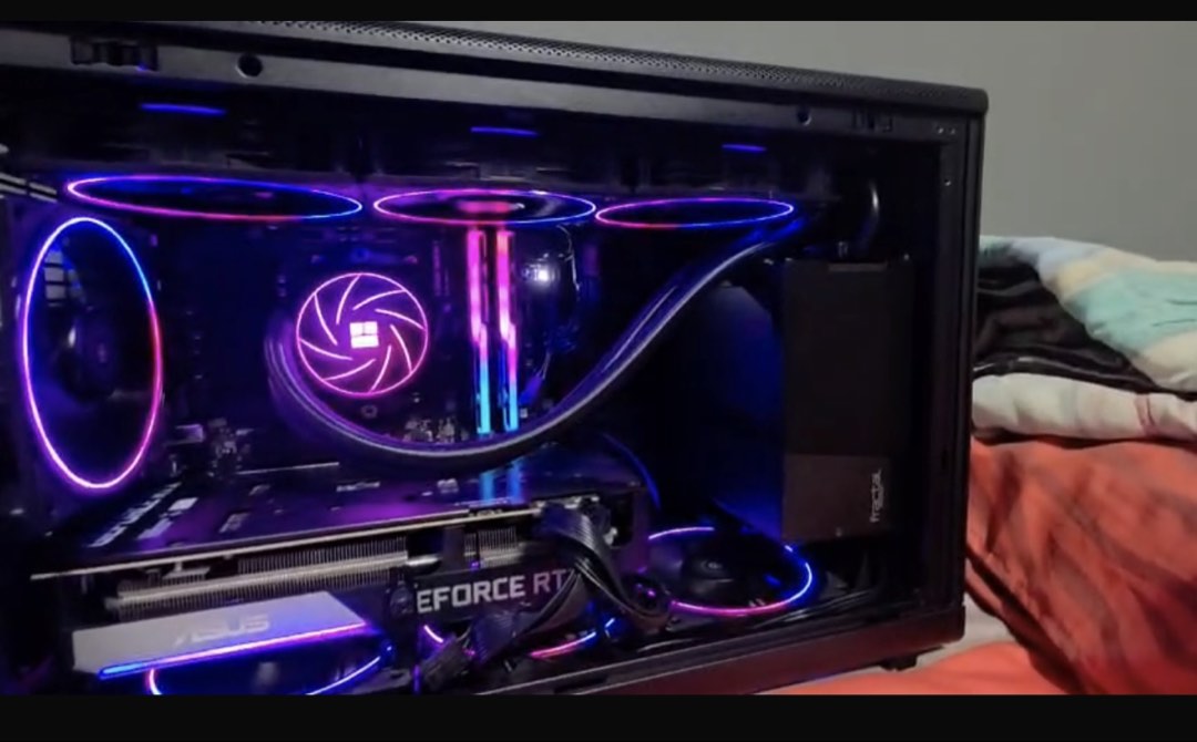 Custom Gaming PC with ASUS GeForce RTX and Fractal Case, Computers ...