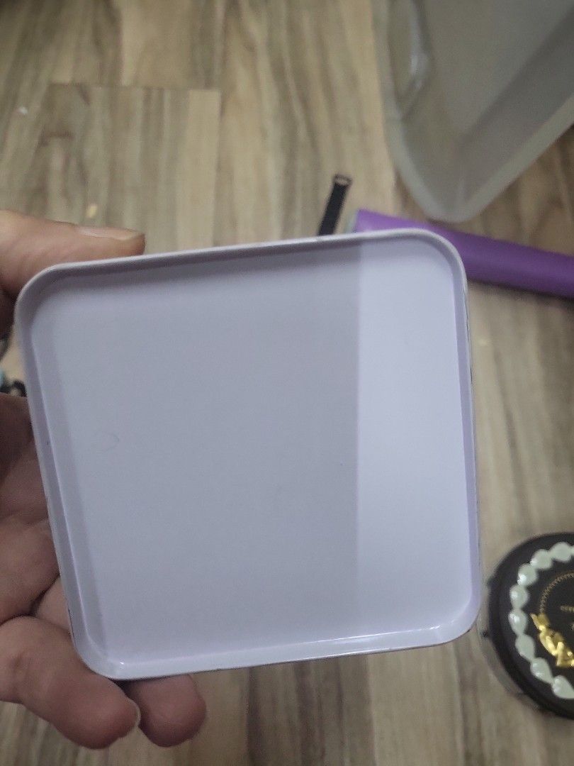 cute square tin can (Category: Accessory Holder, Box & Organizers) located in Caloocan City. Submitted by lynette1977 (Listing ID 1470222495, Image 3). Description: .