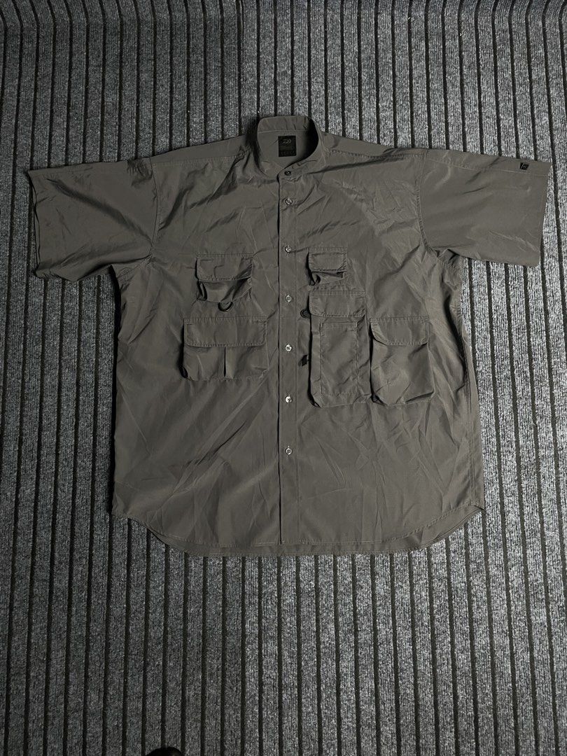 DAIWA PIER 39/Globe Ride - Lightweight Multipocket/Utility Polo (Category: Activewear) located in Puerto Princesa. Submitted by palawan.swagdealer (Listing ID 1470324787, Image 1). Description: All details are provided Kindly check each photo No major flaws In excellent condition Total pockets: 6.