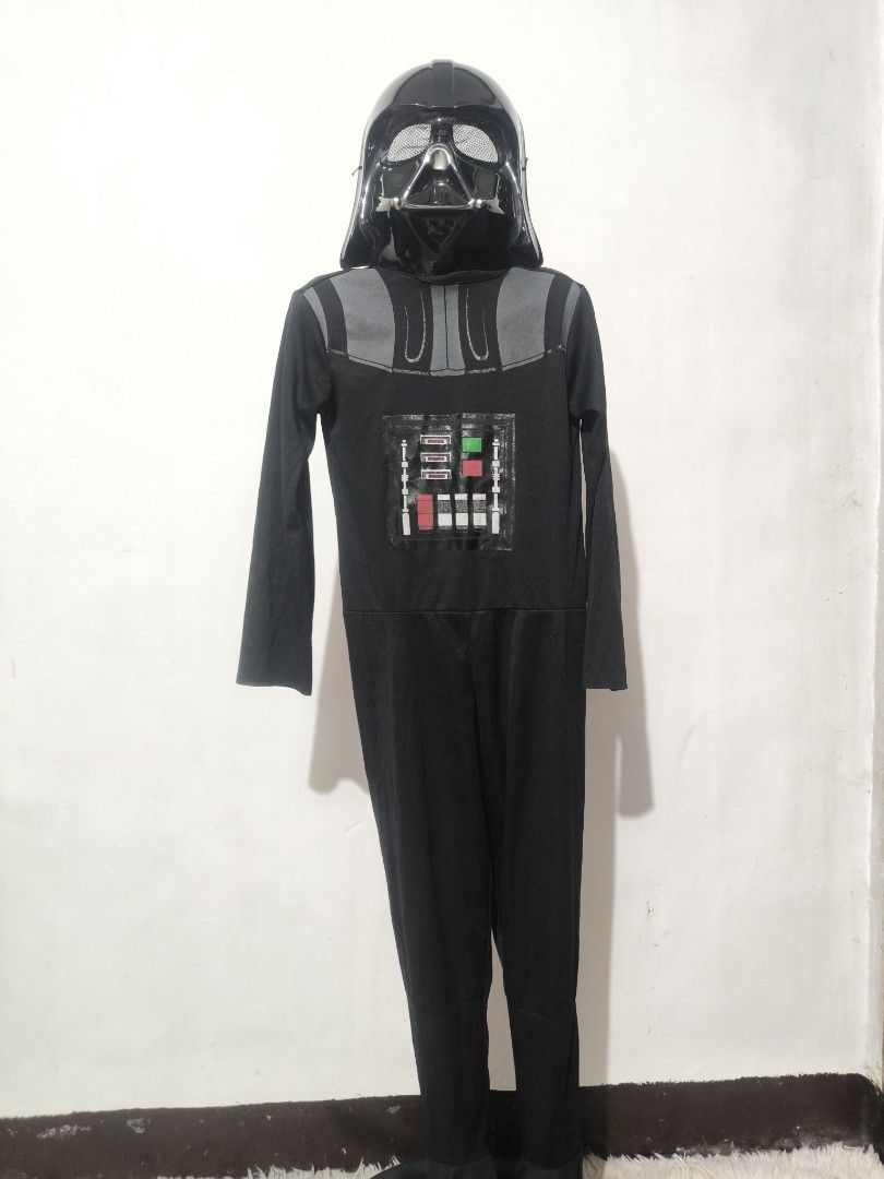 DARTH VADER STAR WARS (Category: Babies & Kids Fashion) located in Marikina City. Submitted by alecfordy (Listing ID 1470146497, Image 1). Description: Darth Vader Star Wars 6 years old jumpsuit.