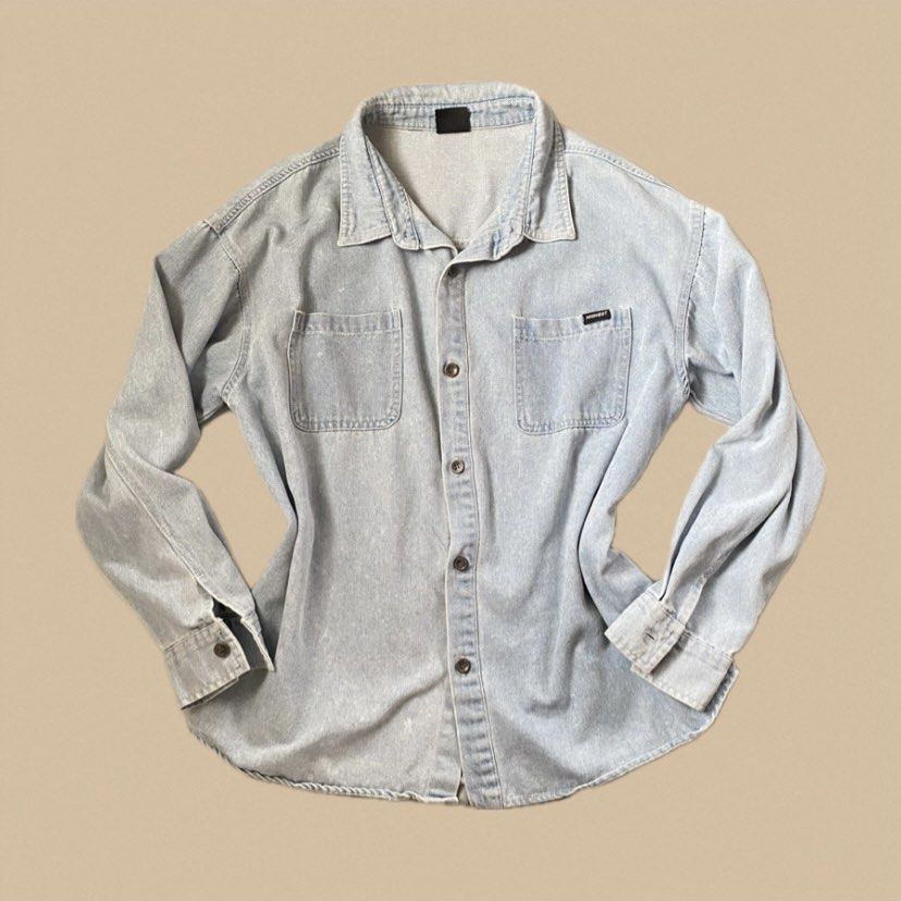 denim polo longsleeves (Category: Longsleeves) located in Davao. Submitted by _closets.archive (Listing ID 1470330618, Image 1). Description: denim polo longsleeves | s-m | dm for when worn ₱100.