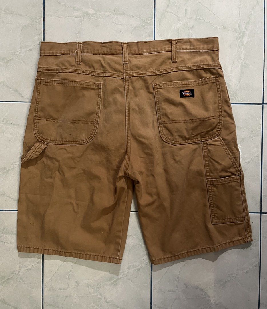 Dickies Carpenter Jorts (Category: Shorts) located in Manila. Submitted by a.stmngo (Listing ID 1470258432, Image 1). Description: Waistline 38 inches Length 22.5 inches Leg hole 11 inches Needwash Color rate 9/10 Good Condition 📍Manage your expectation. Item is thrifted. 📍Nagcarlan, Laguna.