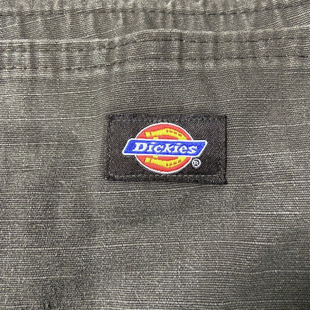 Dickies Carpenter Jorts in Choco Brown (Category: Shorts) located in Taguig. Submitted by workwearheads (Listing ID 1470313094, Image 3). Description: ▪️Waist: 32-33 ▪️Length: 21 ▪️Thigh: 14 ▪️Leg Opening: 11.5 ▪️Color Rate: 9.5/10 ▪️No issue ▪️Excellent Condition .