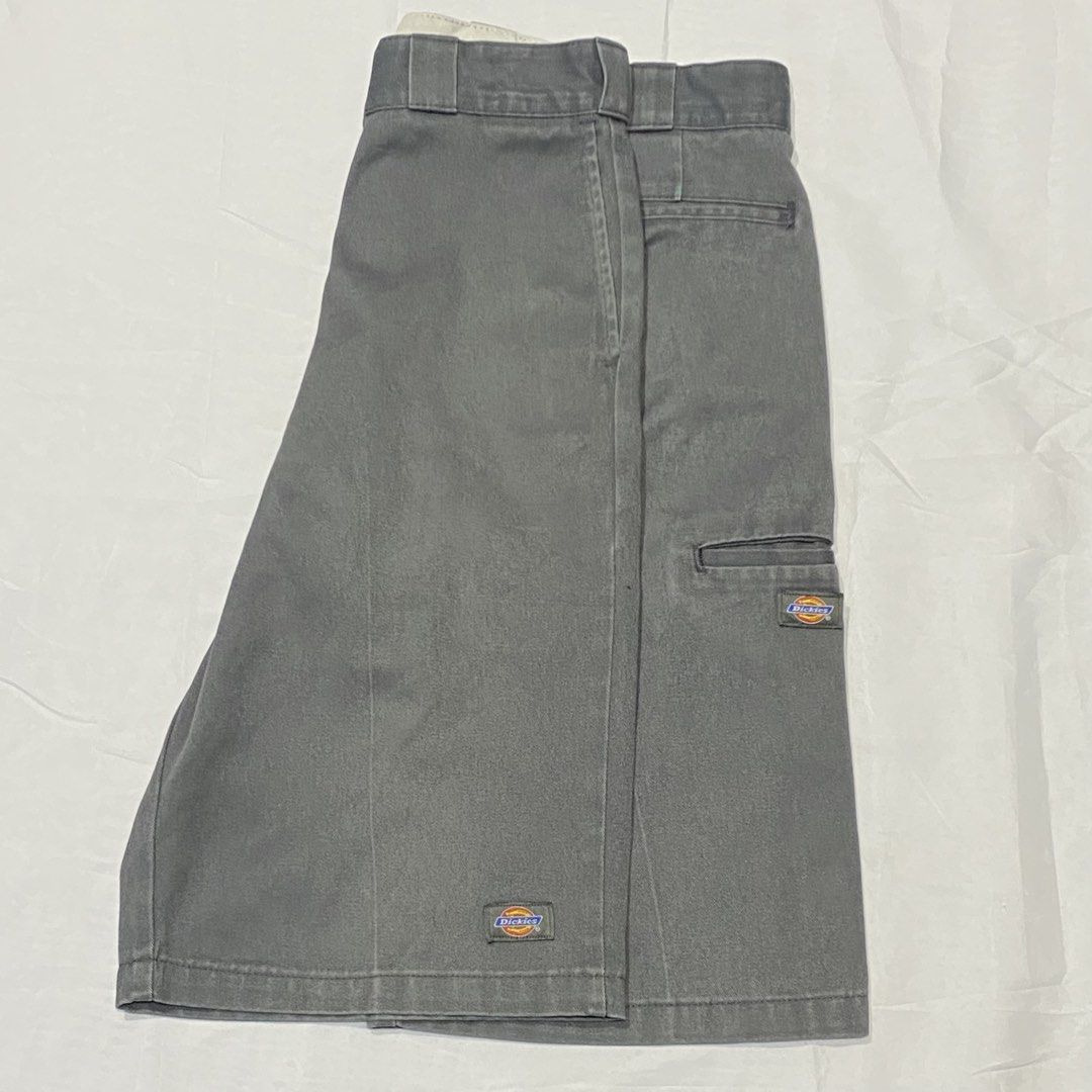 Dickies Double Patch (Category: Shorts) located in Kabankalan. Submitted by mark_mywordz (Listing ID 1470196276, Image 2). Description: Authentic Dickies double patch (Grey) Waist: 32-33 Length: 23 inch Hem: 11 inch (Flat) (NO ISSUE).