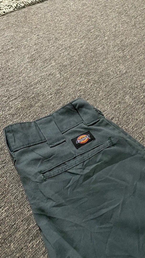 Dickies Flex Pants (Category: Trousers) located in Manila. Submitted by jusss121 (Listing ID 1470249574, Image 2). Description: 28x30 Excellent Condition No issue PM/DM.