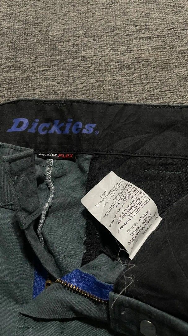 Dickies Flex Pants (Category: Trousers) located in Manila. Submitted by jusss121 (Listing ID 1470249574, Image 3). Description: 28x30 Excellent Condition No issue PM/DM.