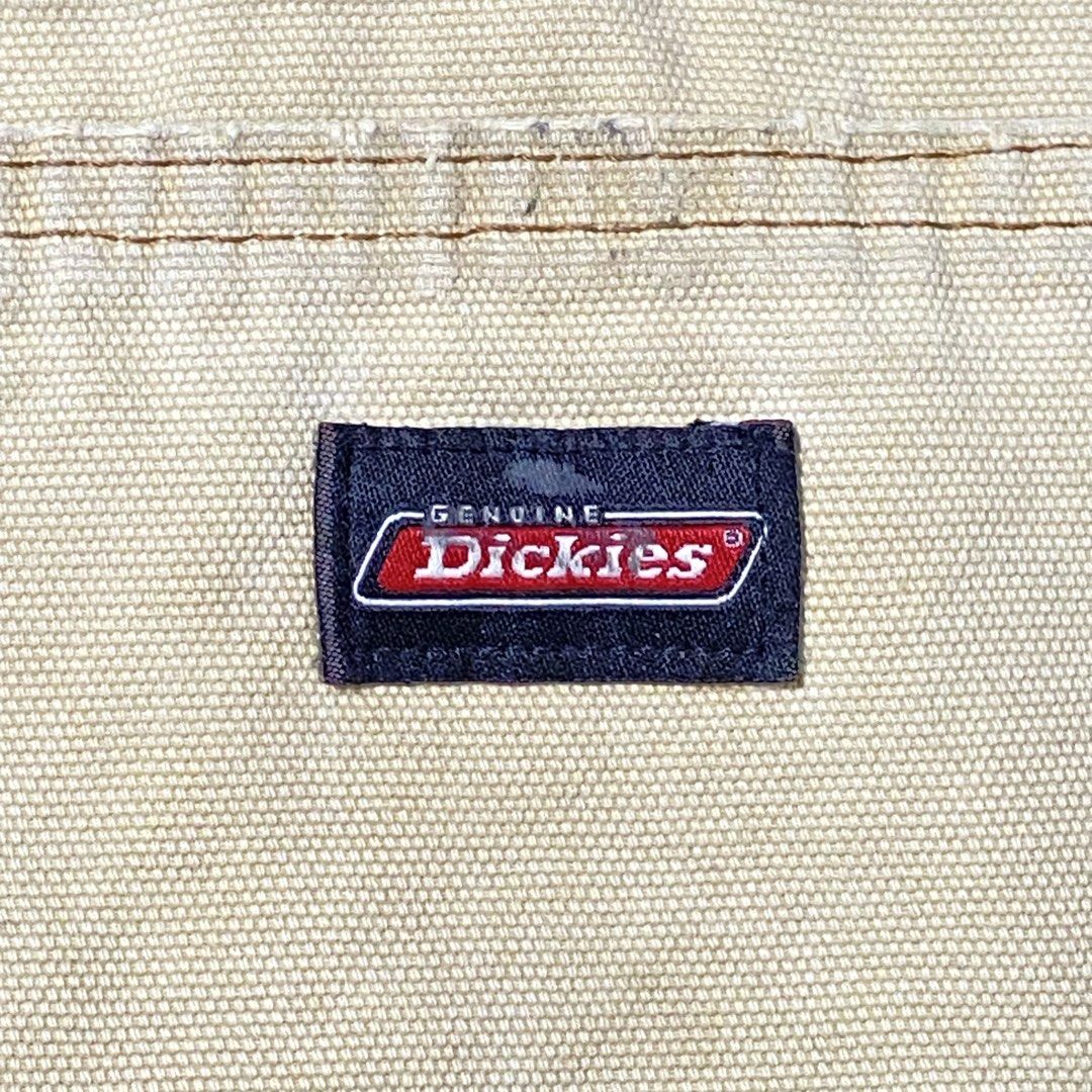 Dickies Genuine Carpenter Jorts (Category: Shorts) located in Taguig. Submitted by workwearheads (Listing ID 1470314745, Image 3). Description: ▪️Waist: 34-35 ▪️Length: 21 ▪️Thigh: 14 ▪️Leg Opening: 11.5 ▪️Color Rate: 8/10 ▪️Issue: good fade,sign of usage,stains (need wash) ▪️Excellent Condition .