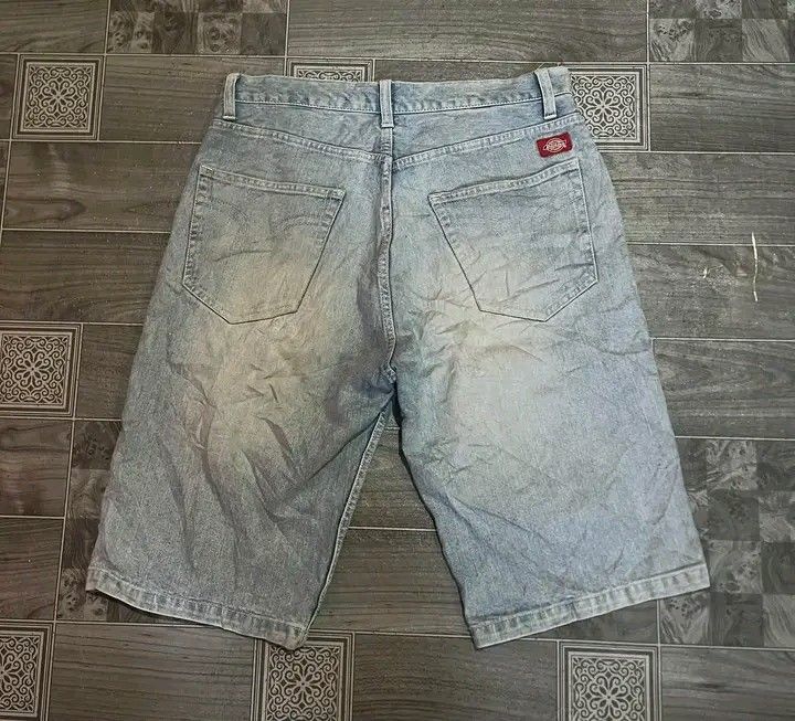 Dickies Jorts ✨ (Category: Shorts) located in Polomolok. Submitted by olaivarmanuel4-57684 (Listing ID 1470226951, Image 2). Description: Dickies Jorts ✨ • Size 33’34 ( Length 23 ) • Excellent condition • No issues 💯 • Need wash due to thrift Pm/Dm 📩 Disclaimer: Manuel "Be" Olaivar Jr. is an independent seller, Items I sell are thrifted second hand items, No copyright infringement intended. Brands that is/are mentioned belongs to the Rightful o